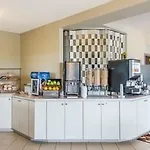 Super 8 By Wyndham Windsor Ns 