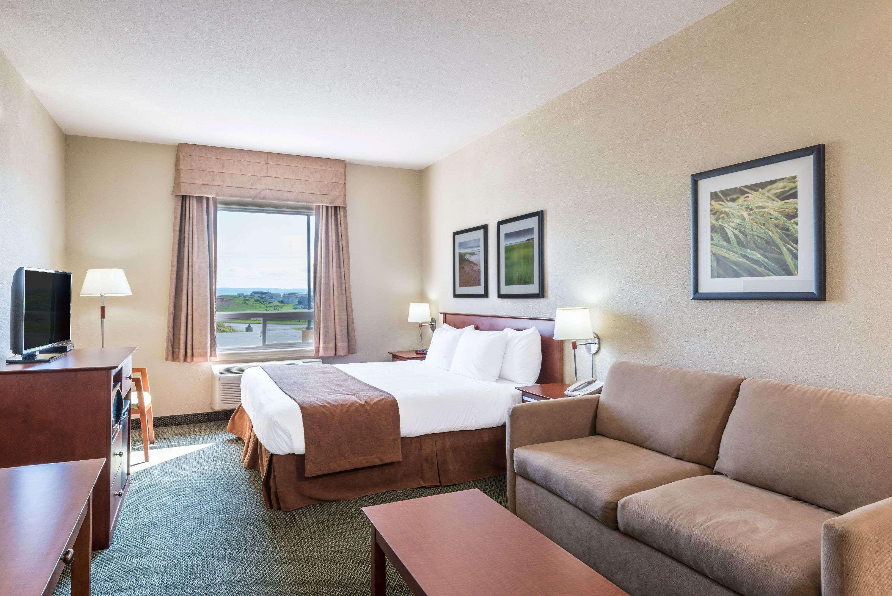 Hotel Super 8 By Wyndham Ns 2*